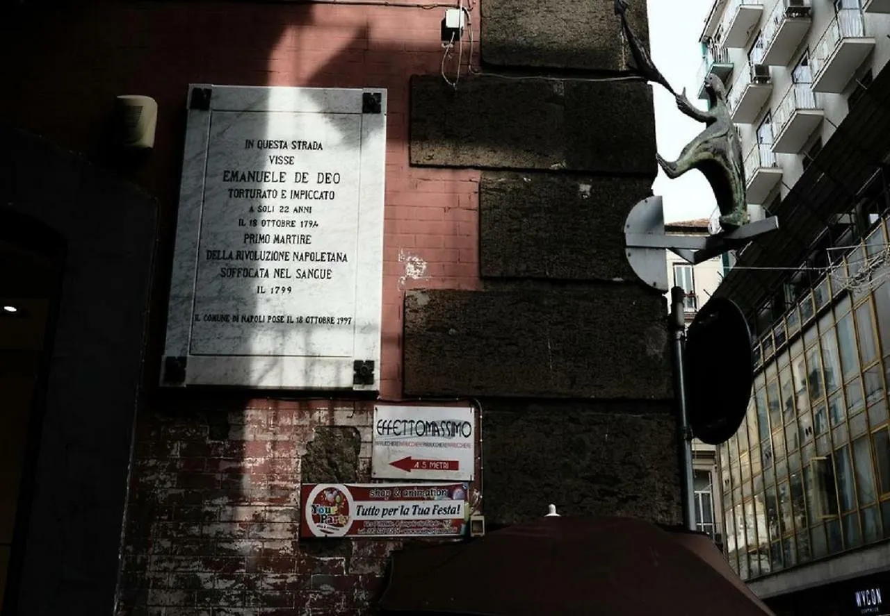 Kukka Rooms Naples Italy